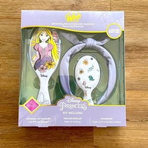 3/$30 Girls’ Wet Brush Detangling Accessory Bundle